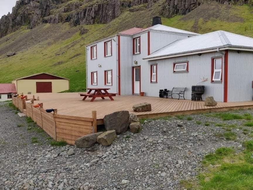 Guesthouse Stekkatun Skálafell Eksteriør bilde